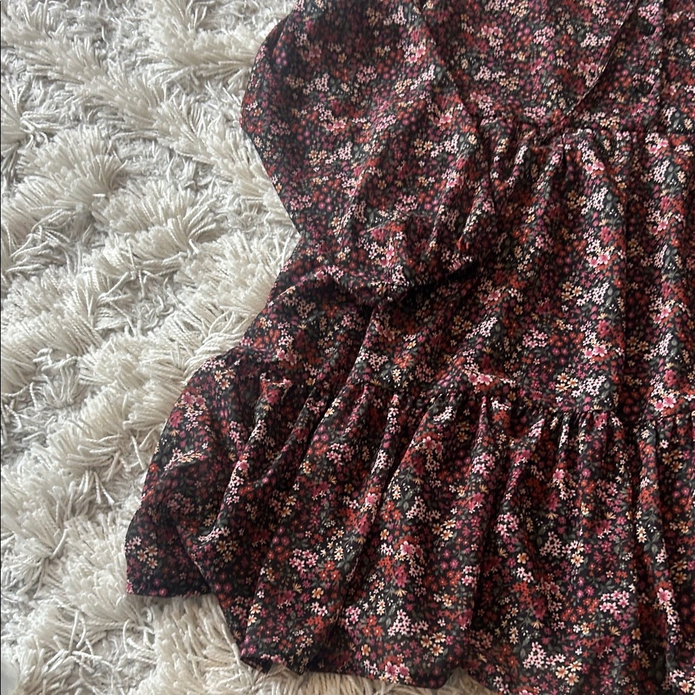 American Eagle Outfitters Dark Floral dress - Picture 5 of 8
